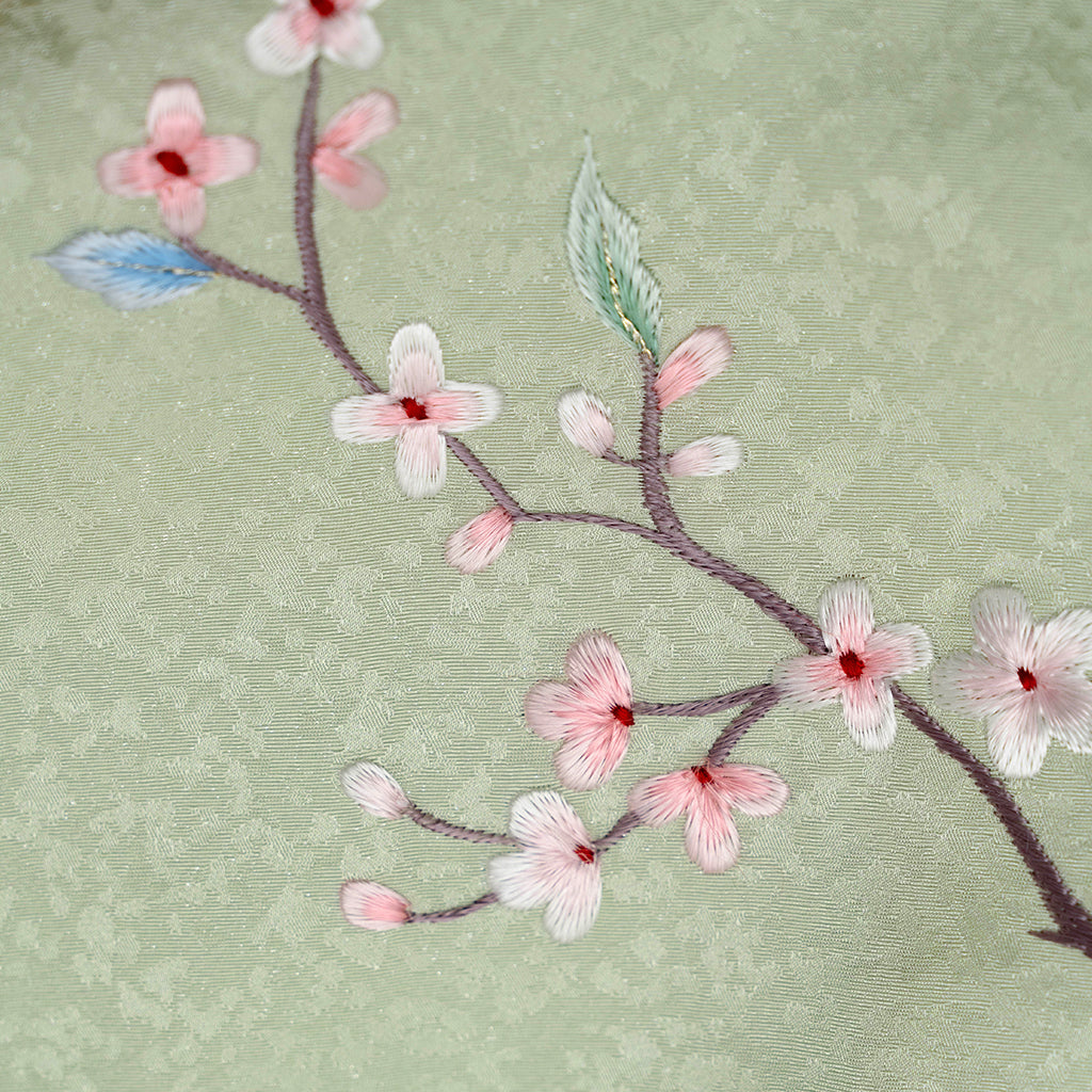 Apricot Winged Grace
