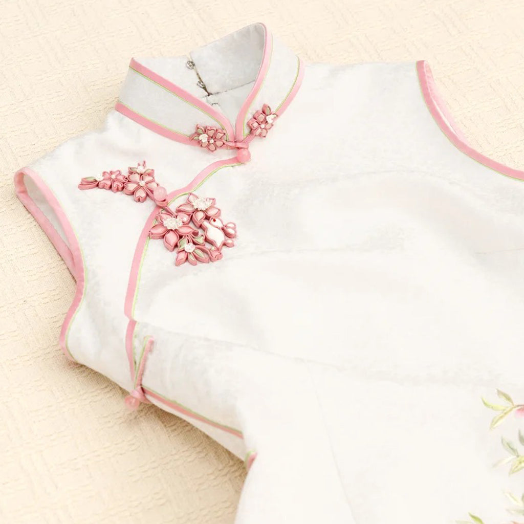 Peach Blossom Fable