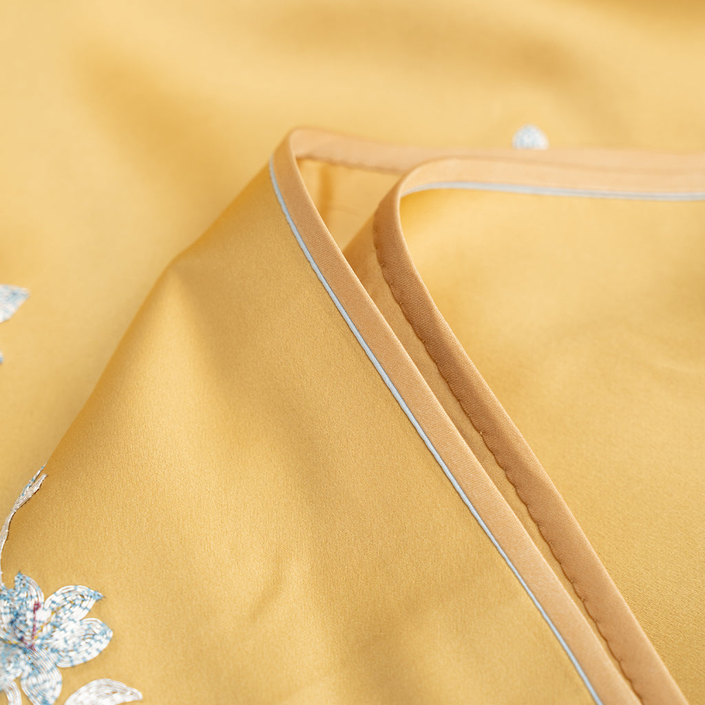 Noble Gilded Lily